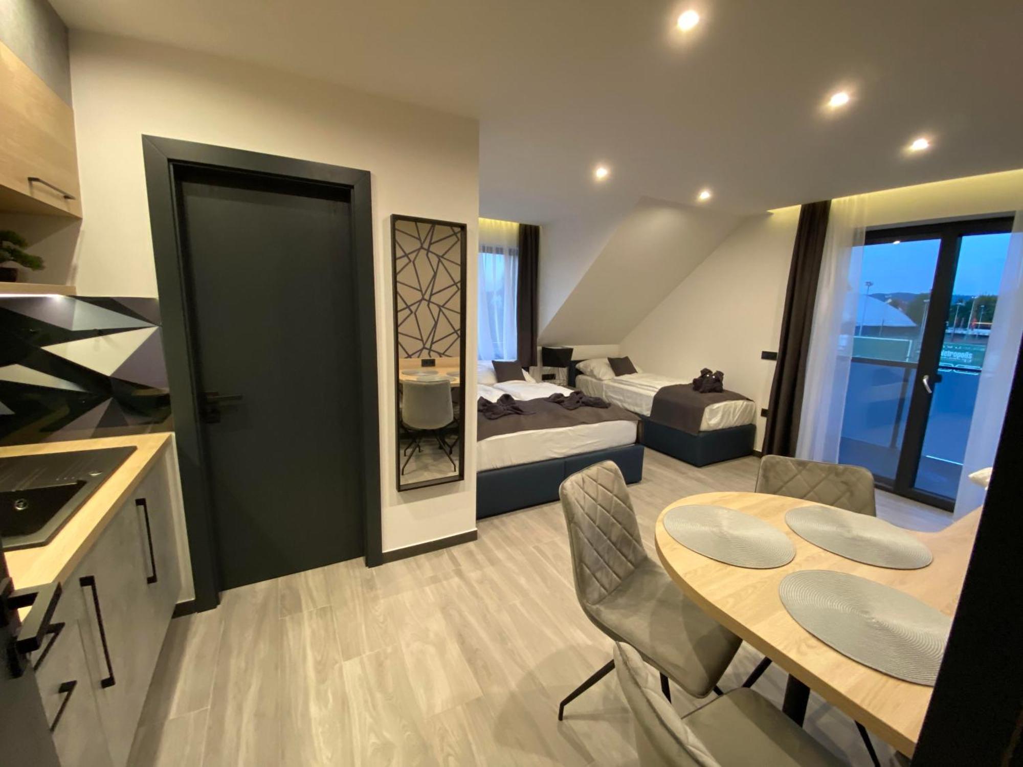 Luxury Apartments 凯斯特海伊 外观 照片